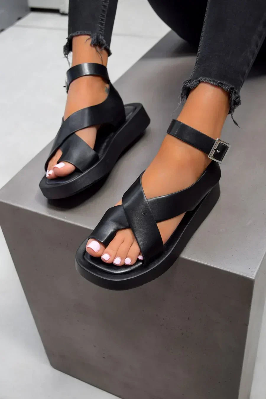 Lallisa | Eleganta & Avslappnade Sandaler Petra